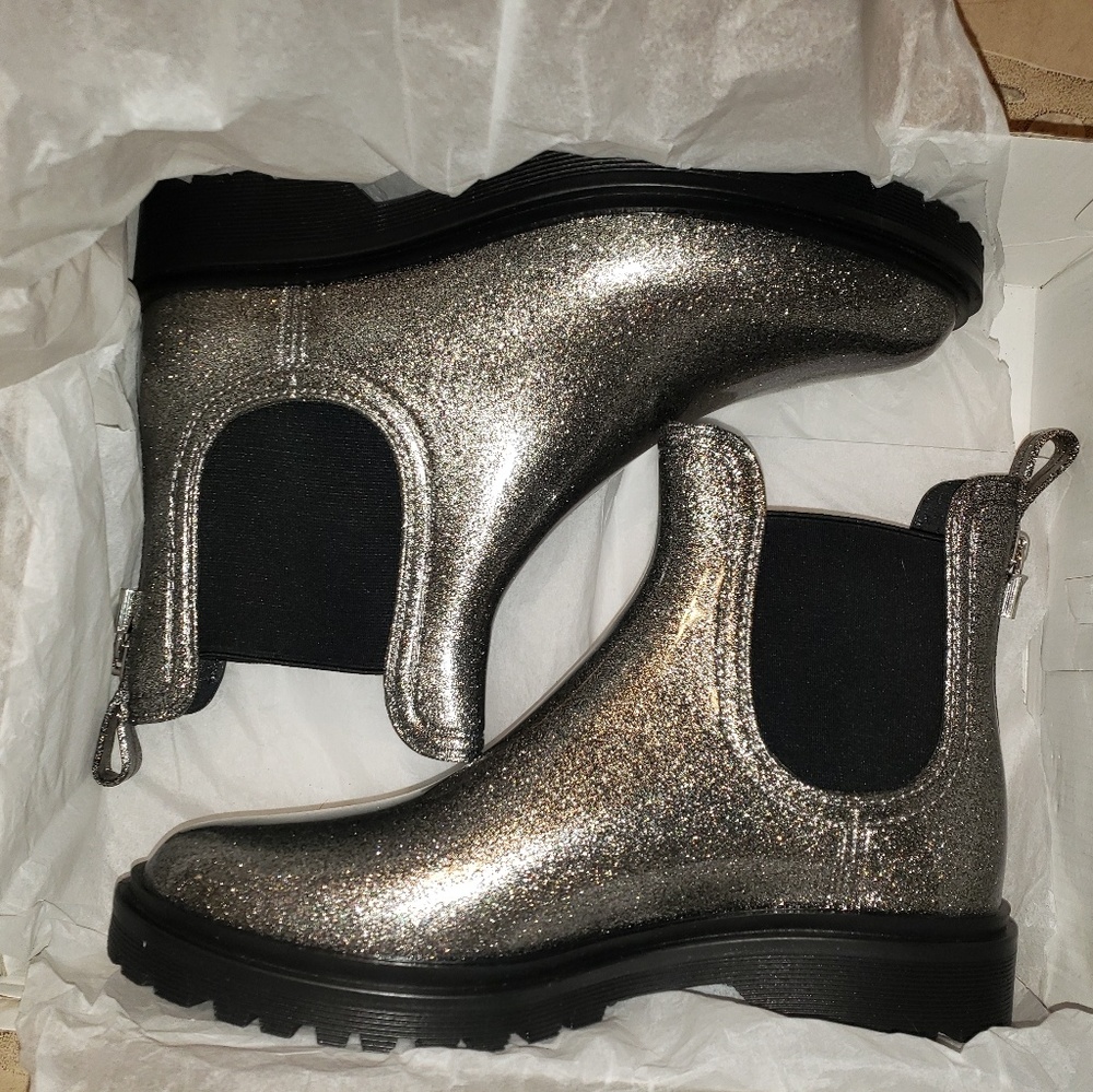 Michael Kors Short Rain Boots Size 10